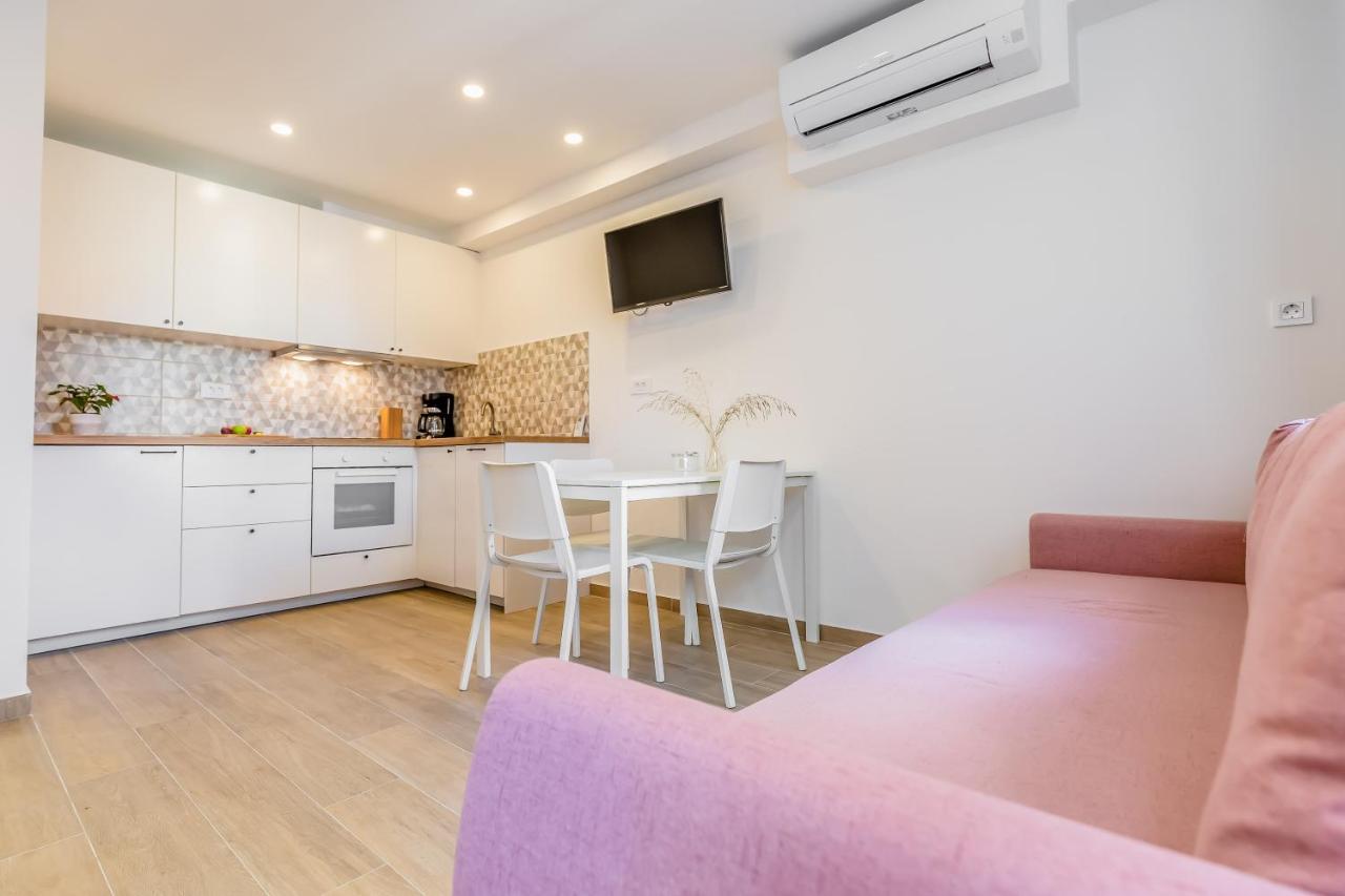 Adris Apartments Omiš Εξωτερικό φωτογραφία
