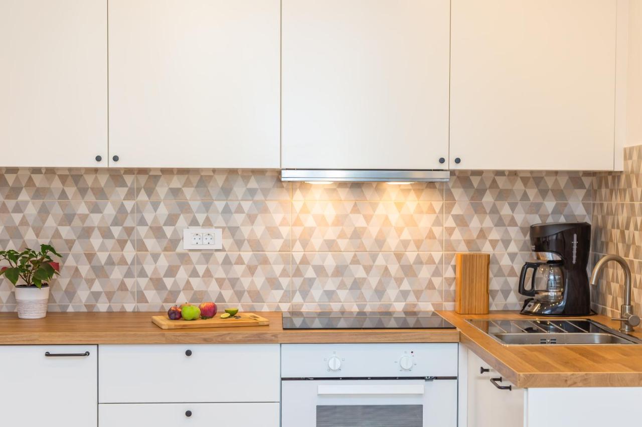 Adris Apartments Omiš Εξωτερικό φωτογραφία