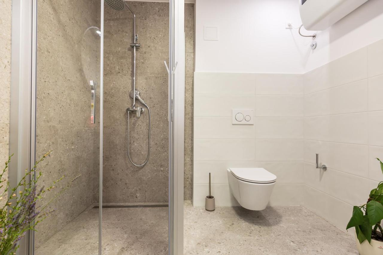 Adris Apartments Omiš Εξωτερικό φωτογραφία