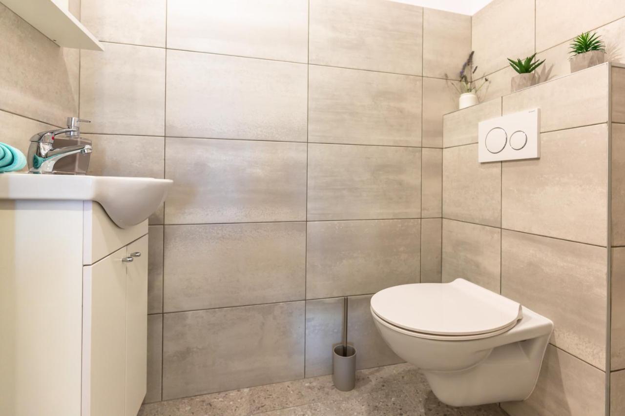 Adris Apartments Omiš Εξωτερικό φωτογραφία